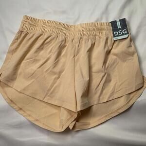 DSG Stride Size L  Women’s Mid Rise Short Illuminated Peach (Item 79)
